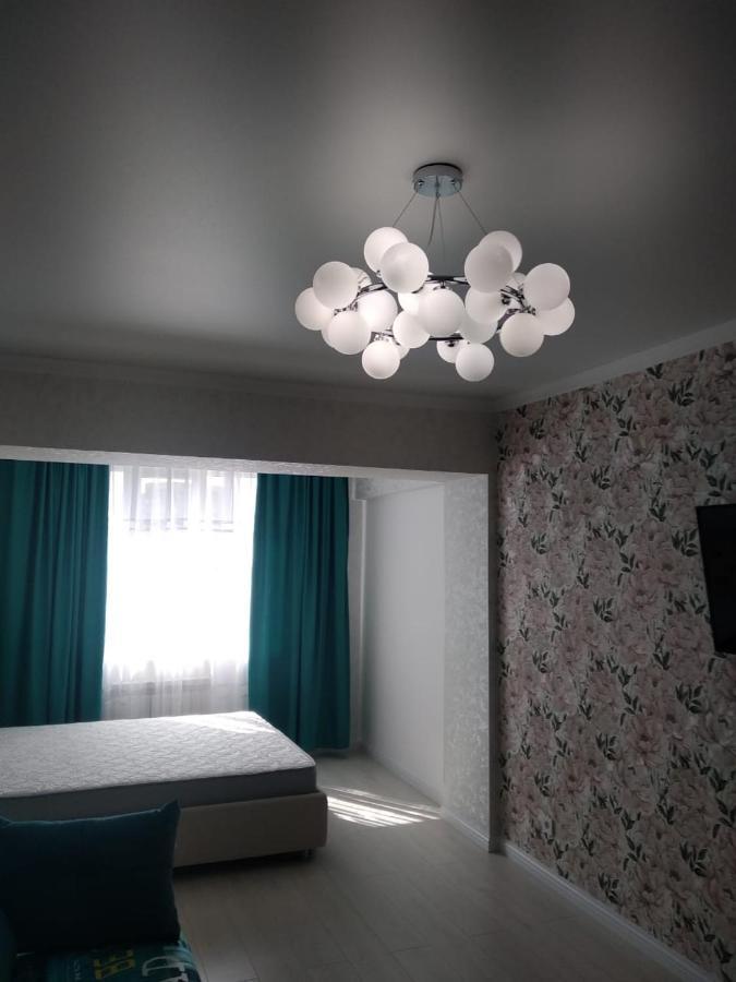 Молодежный Apartment อัลมาตี ภายนอก รูปภาพ